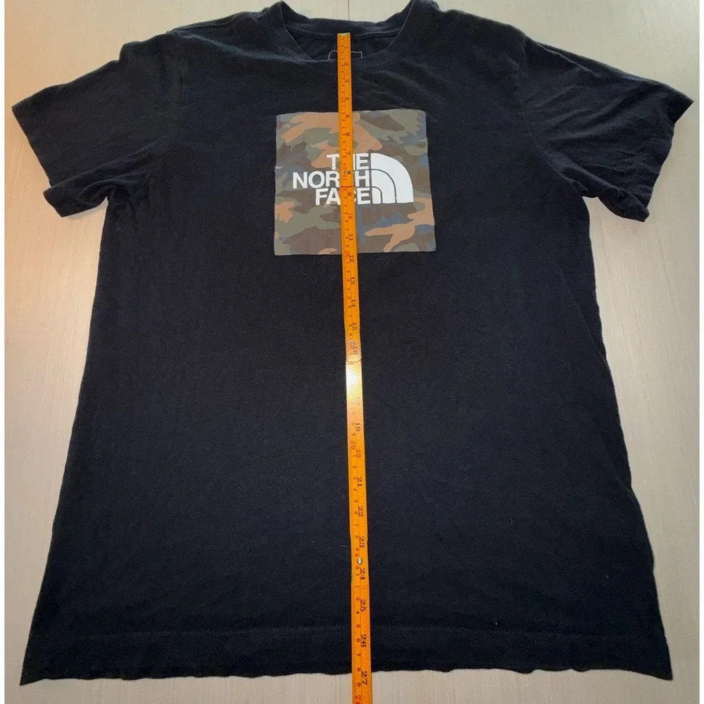 The North Face Mens Black Camo Box Logo Graphic T-Shirt Size Large